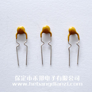 自恢復保險絲30V 0.7A